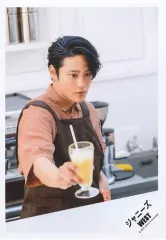 【中古】生写真(ジャニーズ) ジャニーズWEST/桐山照史/上半身/「ジャニーズWEST LIVE TOUR 2022 Mixed Juice」グッズオフショット/公式生写真