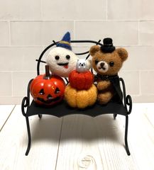 【ホウキのおまけ付】羊毛フェルト ハロウィン クマちゃん