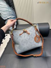 本日限定特価】ルイヴィトン LV Louis Vuitton ジッピー コイン