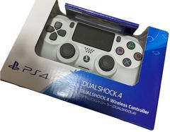 ワイヤレスコントローラー (DUALSHOCK 4) グレイシャー・ホワイト