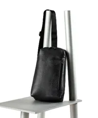 [ タケオキクチ ] ボディバッグ・ウエストポーチ 【撥水】ライトウェイト ボディバッグ G8701064 メンズ クロコ柄 ブラック(519) 00(FREE) [クロコ柄 ブラック(519)] [00(FREE)]