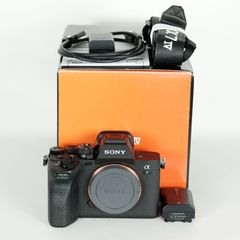 [美品] SONY α7 IV（ILCE-7M4） [ボディ] / ソニーEマウント
