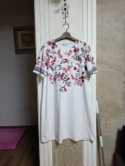 0807 ) ZARA(ザラ) 白 フラワー プリント ワンピース