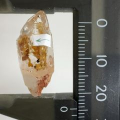 【E30676】  新産地！ 石油入り水晶 オイルインクォーツ 水晶 蛍光鉱物 水晶