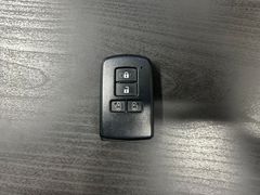 純正　トヨタ　シエンタ　スマートキー　001-A00733