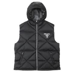 2025年最新】プラダ ダウン ベストの人気アイテム - メルカリ