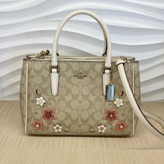 【中古】 COACH （コーチ） ｼｸﾞﾈﾁｬｰｼｮﾙﾀﾞｰﾊﾞｯｸﾞ ﾌﾗﾜｰﾘﾍﾞｯﾄ バッグ ハンドバッグ  Beige used:A