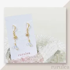 ♢雪の結晶ピアス/イヤリング♢ 天然石 : オパール 匿名配送