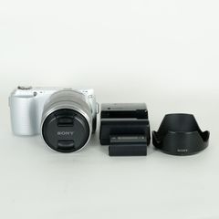 [シャッター数26,670回] SONY α NEX-C3K[ズームレンズキット シルバー] / ソニーEマウント