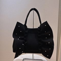 DIANA キルティング ハンドバッグ ブラック ハートチャーム付 - メルカリ