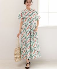 人気！匿名配送【新品・未使用】ライトグリーン L バンドカラーシャツ プリント半袖ワンピース