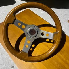 グラント Grant ウッドステアリング ハンドル 木 シボレー 車
