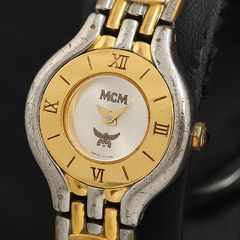 ✨MCM✨エムシーエム✨シルバー×ゴールド✨ブラック文字盤