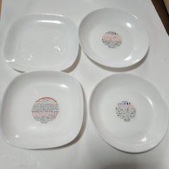 ホワイト　皿　４枚