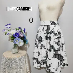 ナラカミーチェ　極上美品　ひざ丈スカート　花柄系　Ｓサイズ
