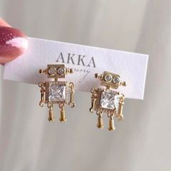 Robot bijou mini charm earring ロボット　チャーム　ミニ　イヤリング　小さめ　可愛い　個性的　普段使い　デイリー　変わってる　ピアスみたいなイヤリング　金属アレルギー