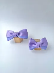 お揃いリボンのヘアクリップ