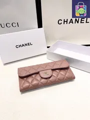 【今日特価】Chanel シャネル クラシック二つ折りシリーズ 牛皮で作り精巧耐久性に優れ触感にも優れる