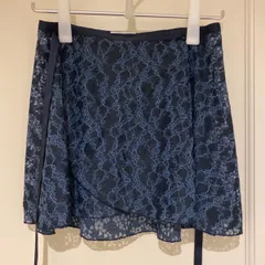 シルフィーヌ　スカート　ルカ　バレエ　LUCAS 花柄刺繍 スカート ２回着用 上質なレース刺しゅうのLUCAS（ルカ）が素敵。レオタード＆巻き