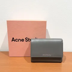 新品未使用　Acne Studios オリーブグリーン 二つ折り財布 楽天市場】acne studios 財布の通販