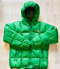 レディースL90赤 ダウンベストノースフェイスラメ入り