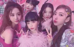 【中古】コレクションカード(女性) 12：LE SSERAFIM/集合(5人)/横型/CD「FEARLESS」リリース記念 LE SSERAFIM Weverse Shop JAPAN限定フォトカード