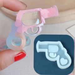 シリコンモールド　シェイカー　ピストル　カシャカシャ　銃　UV レジン