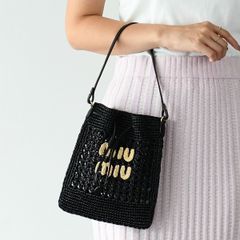 miumiu☆ウーブンファブリック ミニ ラフィア バケットバッグ 三越伊勢丹 | MIU MIU/ミュウミュウ通販 | ウーブンファブリック