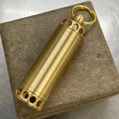 真鍮製 防水ポータブルケース 小物入れ 携帯灰皿 ピルケースなどに 上下開閉式 ヴィンテージ