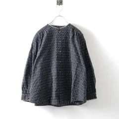 2023AW ガサ GASA 湖上の花 ブラウス /ブラック 刺繍 スカラップ ノーカラー シャツ 長袖 総柄 前開き 羽織り【2400014047332】
