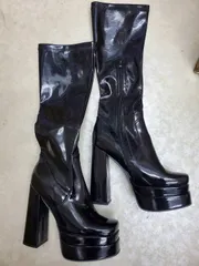 DURAS エナメルミディアムブーツ