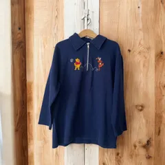 【サイズキッズS 130 140相当】　The Disney Store ディズニーストア　ハーフジップ　ロンT 　長袖　ネイビー　プーさん　ティガー　タグ付き