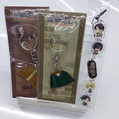 進撃の巨人  キーホルダー、ストラップ、3点セット