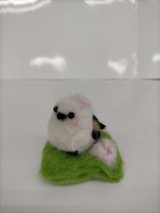 HA16-037	羊毛フェルト　シマエナガ　小鳥　マスコット　ミニチュア　ジオラマ　オーナメント　インテリアのサムネイル