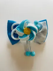 ME-A-24  【新品】成人式 振袖 髪飾り 花　振袖用　つまみ細工  リボン コーム ヘアアクセサリー コサージュ 和装 アクセサリー  青　水色　白  / 前撮り 七五三 753 浴衣 袴 入学式 卒業式 結婚式 ブライダル 披露宴 和風 洋風