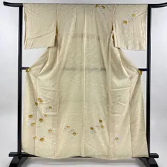 訪問着 の洗張り品です。花柄 金色装飾 クリーム色（作品一覧