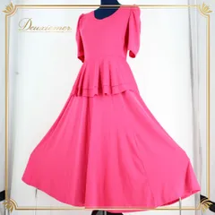 【美品 社交ダンス衣装】ピンク系 ビビッドピンク ドレス ワンピース レッスン パーティー A vivare 無地 シンプル 派手 大きめサイズ フィット感 人気 目を引く リッチ 私服 通販 おしゃれ ダンス映え ショートスリーブ