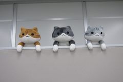 ねこっぷちぬいぐるみ にゃんこ 猫　茶トラ・灰トラ・グレー