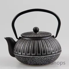 超珍品大工棟梁だった先祖の大きな南部鉄瓶1軒建築費用代金です。