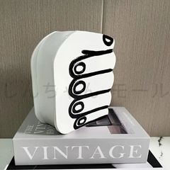 Item thumbnail for item 77b38816-55fc-44e8-8f84-99f12e2b2d3f