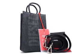 DIESEL レッド ショルダーバッグ 大人気のロゴ！！ - メルカリ