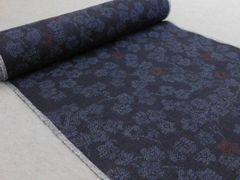 本場 結城紬 反物 藍色 花柄 絹100% 着物生地 真綿結城紬 - メルカリ