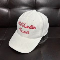 B&L Satellite Rentals 刺繍ロゴ6パネルベースボールキャップ