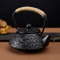 南部鉄器 急須 おしゃれ 鉄瓶 やかん 直火 ティーポット0.9L