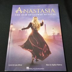 ピアノ／ヴォーカル／ギターコード　ミュージカル　アナスタシア ANASTASIA　ヴォーカル・セレクション　楽譜　棚Mb8　2025-04-5