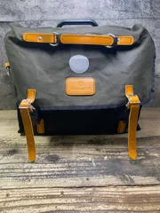 キャラダイス　バッグ　未使用品 特セール)CARRADICE（キャラダイス） ジップサドルロール＜バー