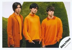 【中古】生写真(ジャニーズ) King ＆ Prince/永瀬廉・岸優太・神宮寺勇太/横型・膝上/「King ＆ Prince First DOME TOUR 2022 ～Mr.～」グッズオフショット/公式生写真