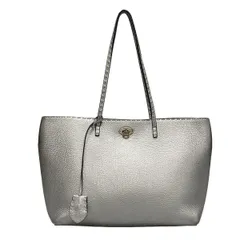 ✨美品✨ FENDI セレリア カルラ トートバッグ A4可 レザー ネイビー