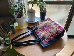 ノアの方舟柄シャーサヴァンシルクスマック使用A4も入る当店オリジナル本革とのコンビのバッグ！世界に一つのバッグです！再入荷無し送料込