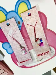 ハローキティ 50 記念日 ストラップ ／ レトロ ベア 人形